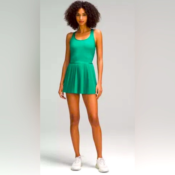Crane Dresses & Skirts - 🆕🍋 Scoop-Neck Pleated Tennis Golf Workout Errands Dress Green New XL summer fun